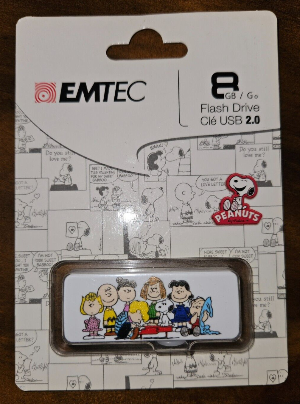 Emtec Peanuts Famliy Flash Drive 8GB USB 2.0 NEW. Charlie Brown, Snoopy, Linus.