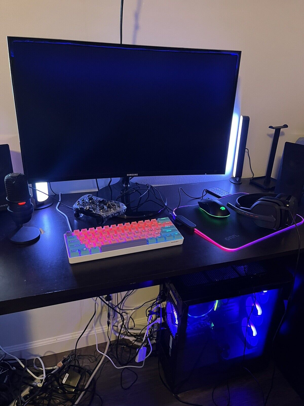 EVERYTHING IN PICTURE FOR SALE Whole Pc Setup