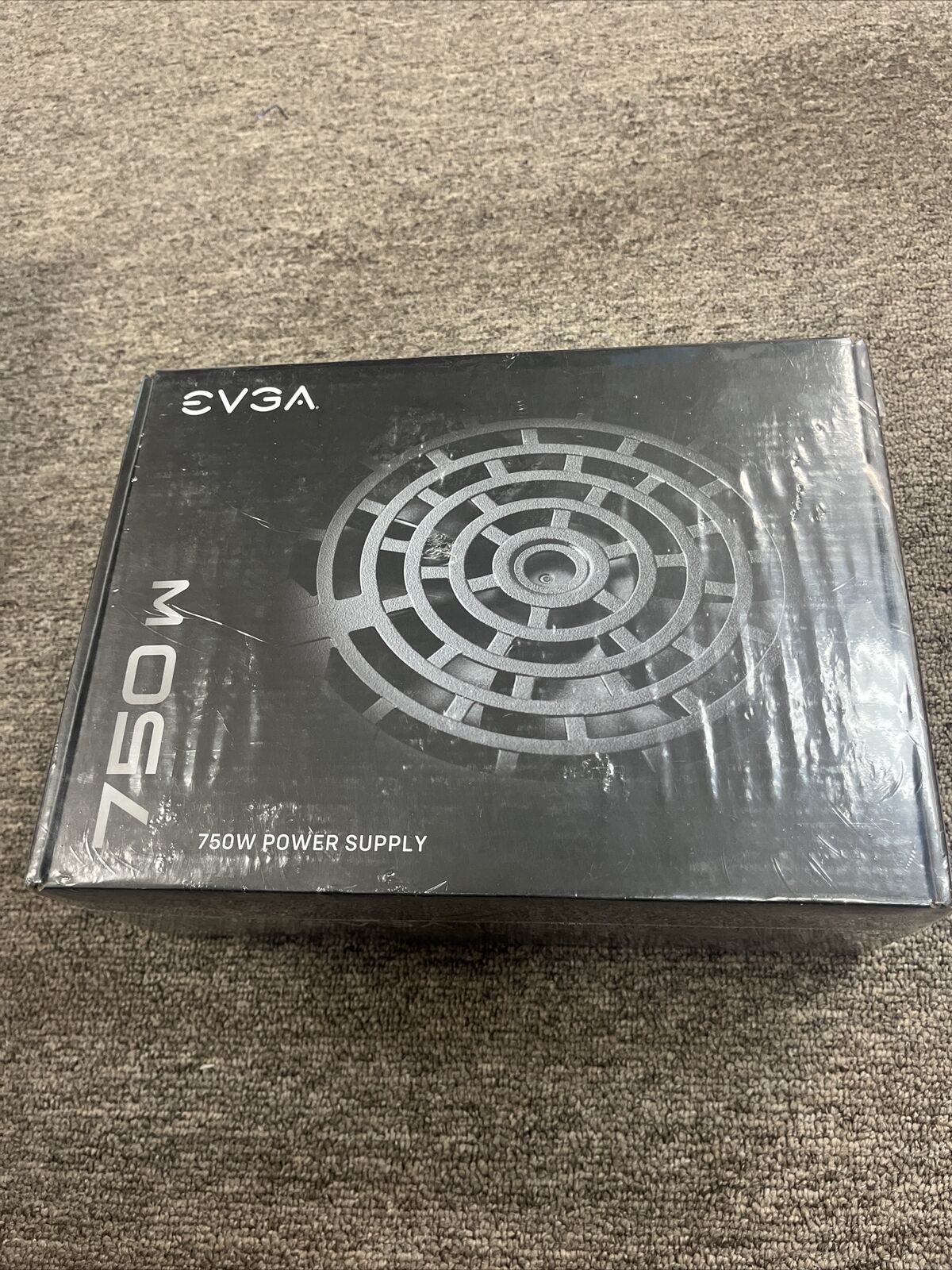 eVGA 100-N1-0750-L1 Power Supply 750W +12V 120mm Sleeve Bearing Fan ATX Cable