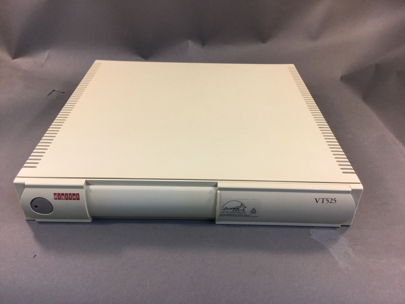 VT525-A6 Digital DEC Boundless Color Multi-Session Terminal (K-01100)