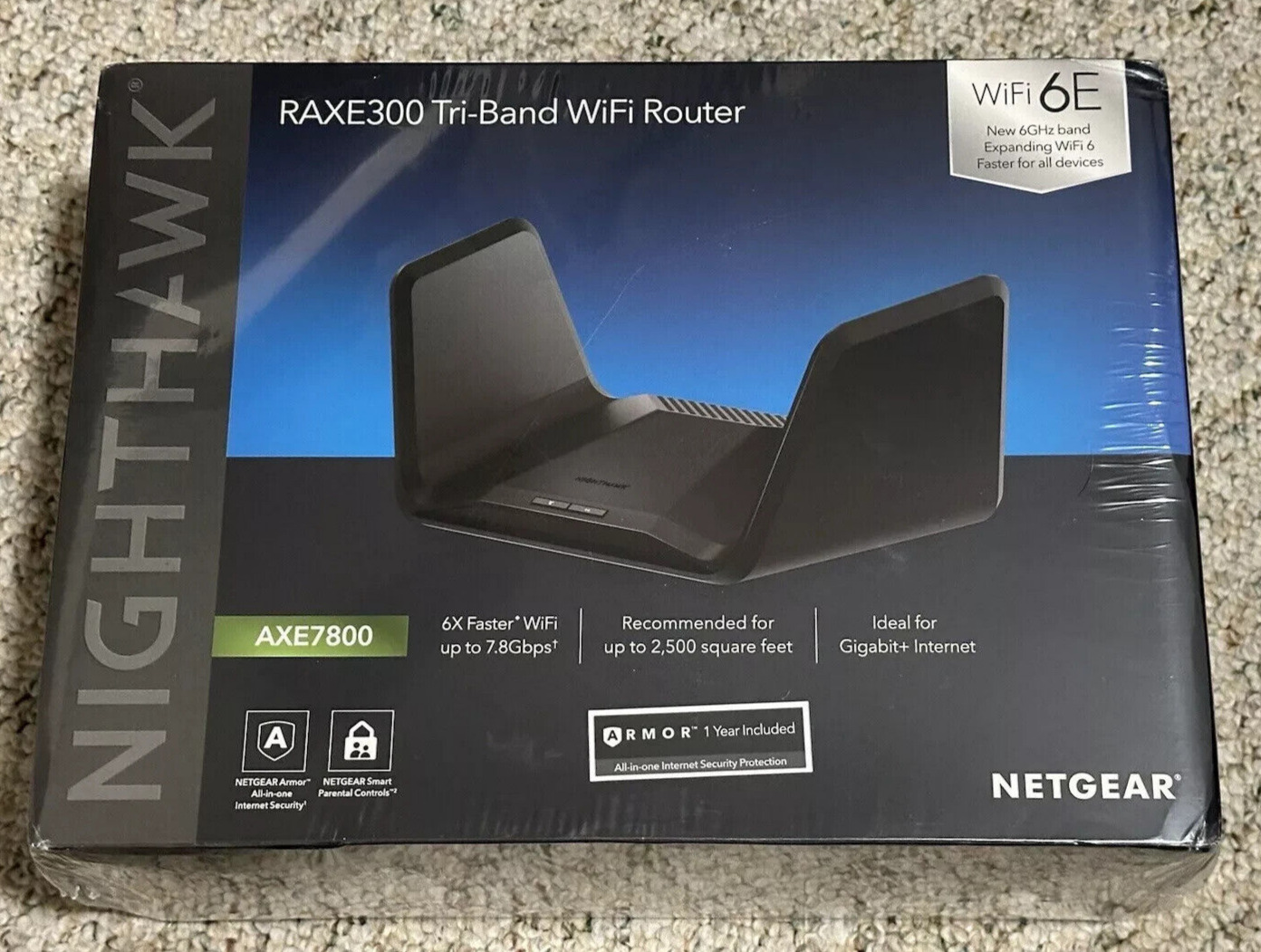 NEW NETGEAR AXE7800 Nighthawk RAXE300 Tri-Band WiFi 6E Router