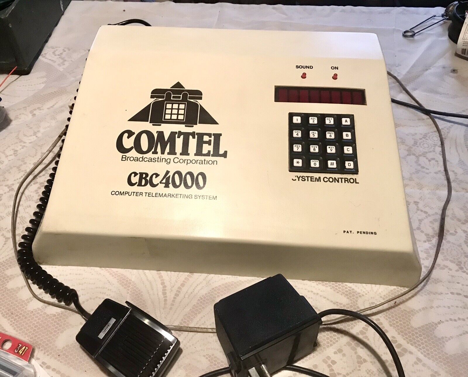VTG Comtel CBC 4000 Computer Telemarketing System W/ Power Up