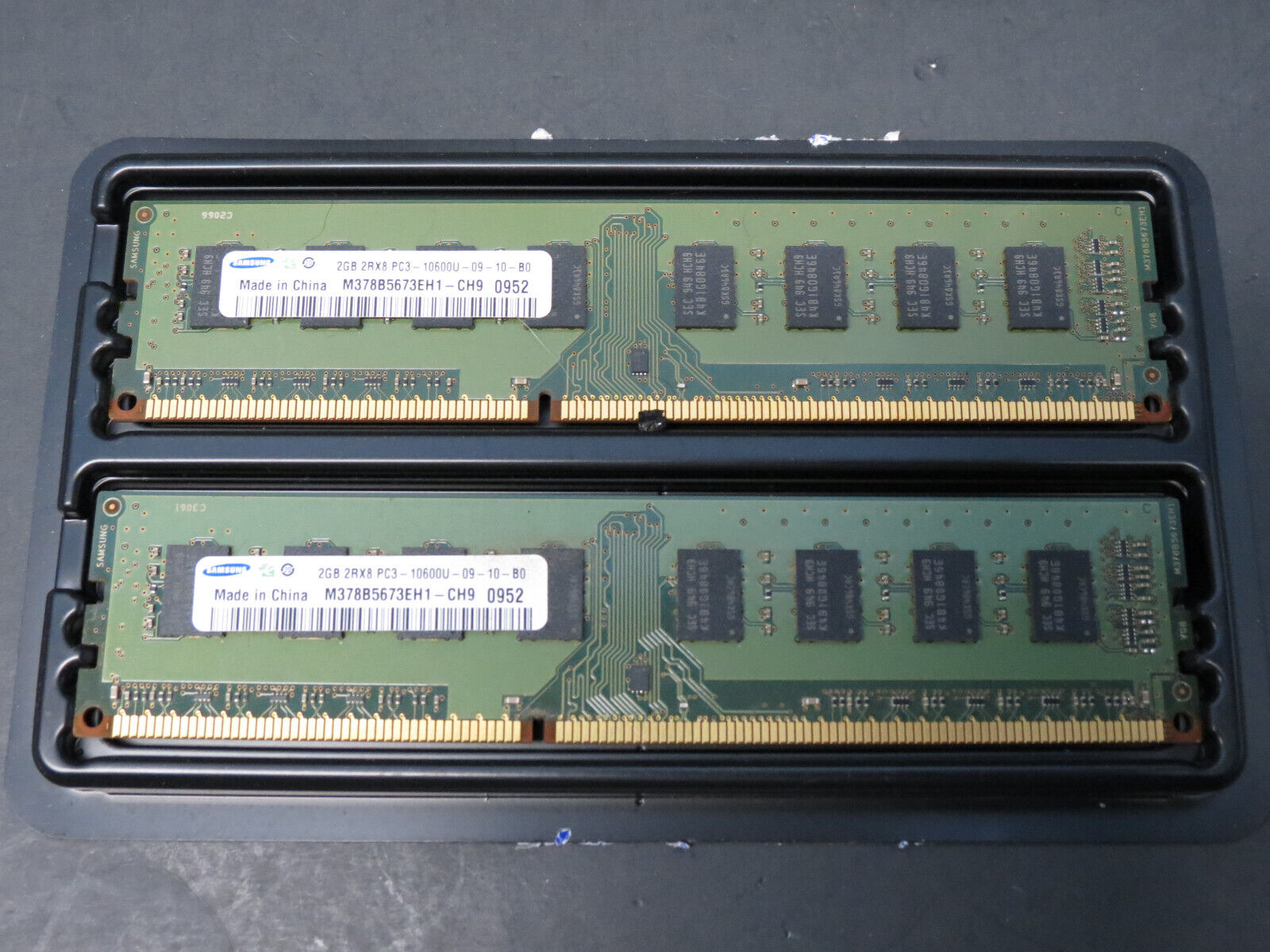 Samsung M378B5673EH1-CH9 HP PC3-10600U 2x2GB RAM Memory