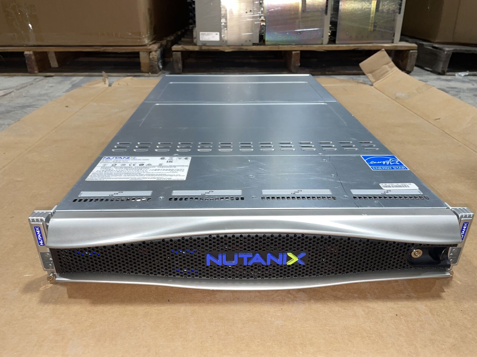 NUTANIX NX-6135C-G5-2609v4-CM w/ 1 NODE,4x 8TB HDD, 1x 2609v4 CPU, 32 GB RAM