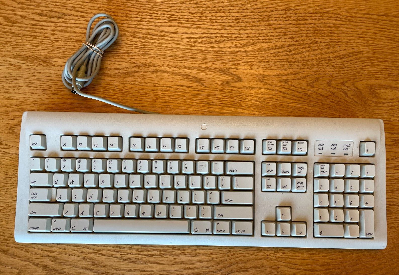 Vintage 1994 Apple Design Macintosh ADB Keyboard Model M2980