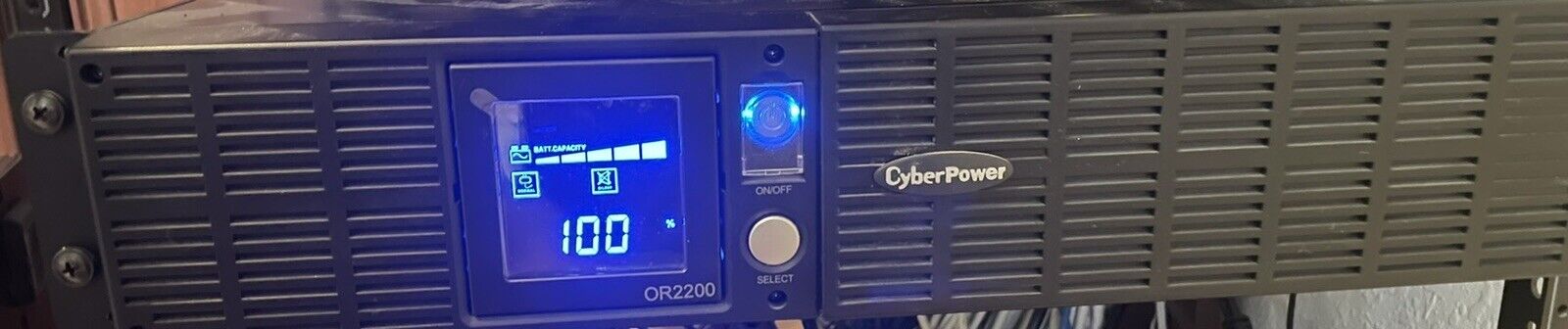CyberPower OR2200LCDRT2U Smart LCD Rack/Tower UPS 2200VA /1320W 8x NEMA 5-20R
