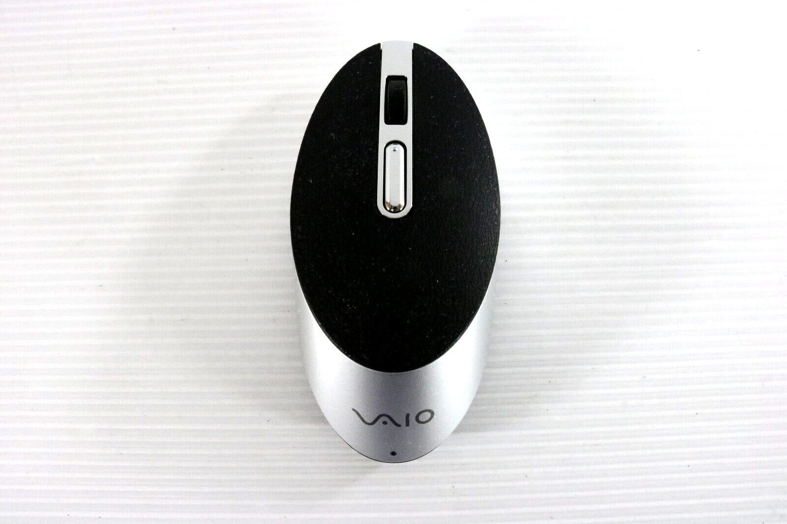 Genuine Sony Vaio Bluetooth Laser Wireless Mouse VGP-BMS77 NO CHARGER - Untested