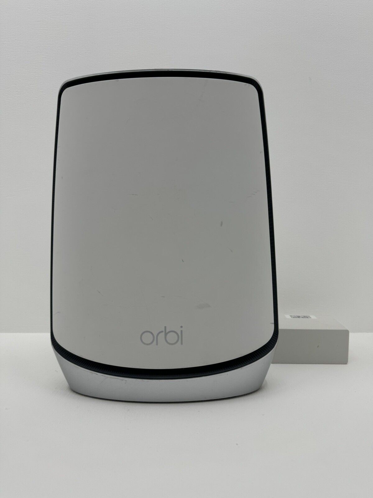 NETGEAR Orbi RBR850 Tri-Band Mesh WiFi 6 AX6000 Router - Router Only