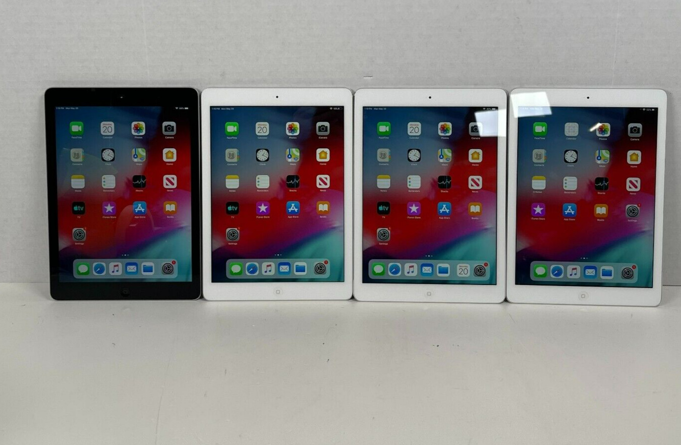 Lot of 4 Apple iPad Air 1st Gen 16GB WiFi iOS 12 WORKS READ