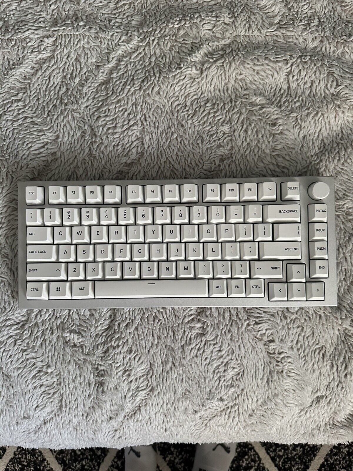 Glorious GMMK Pro Modular Mechanical Keyboard - Arctic White
