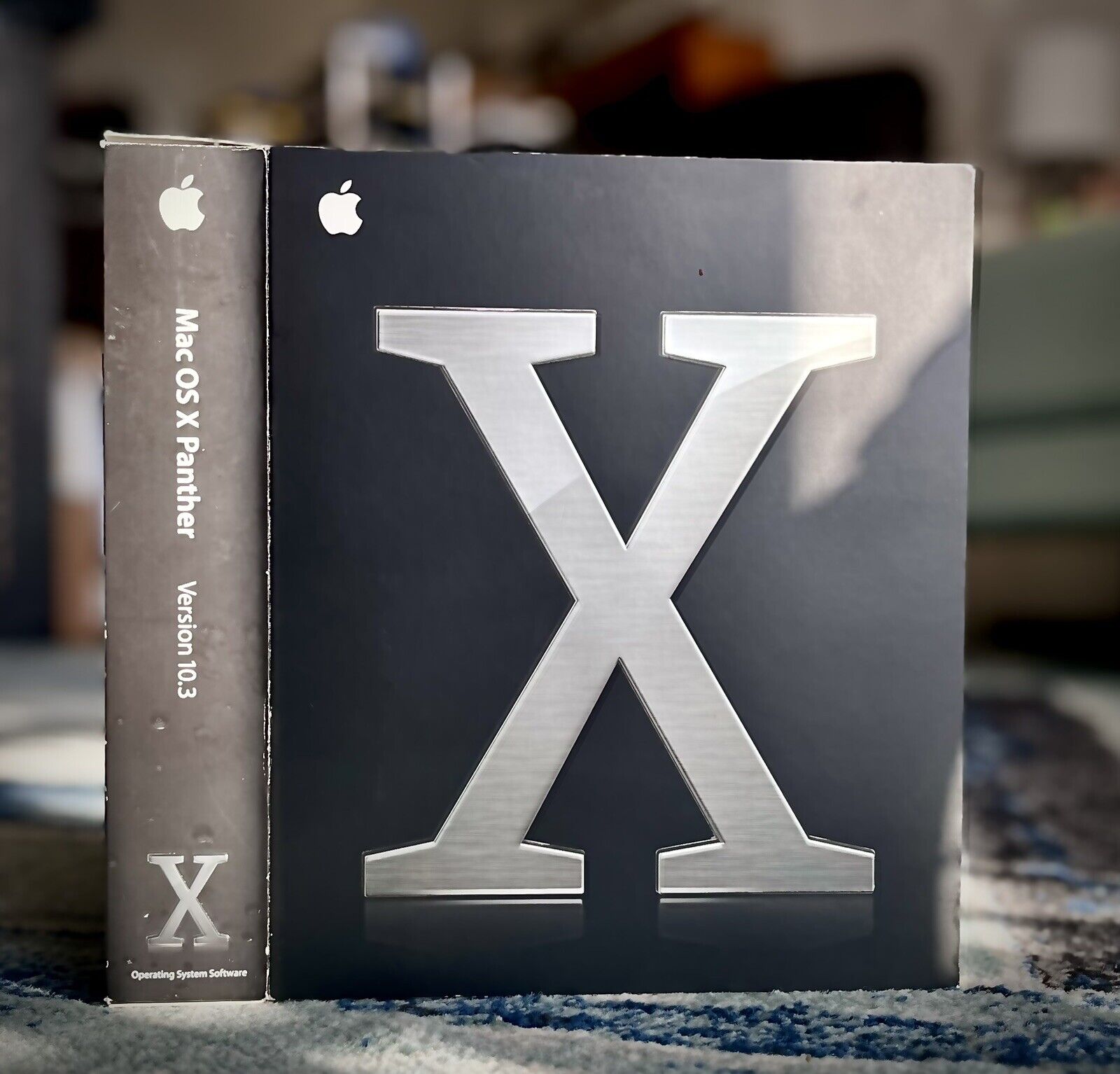 Apple Macintosh Mac OS X  Big Box Version 10.3 Panther All Original Included