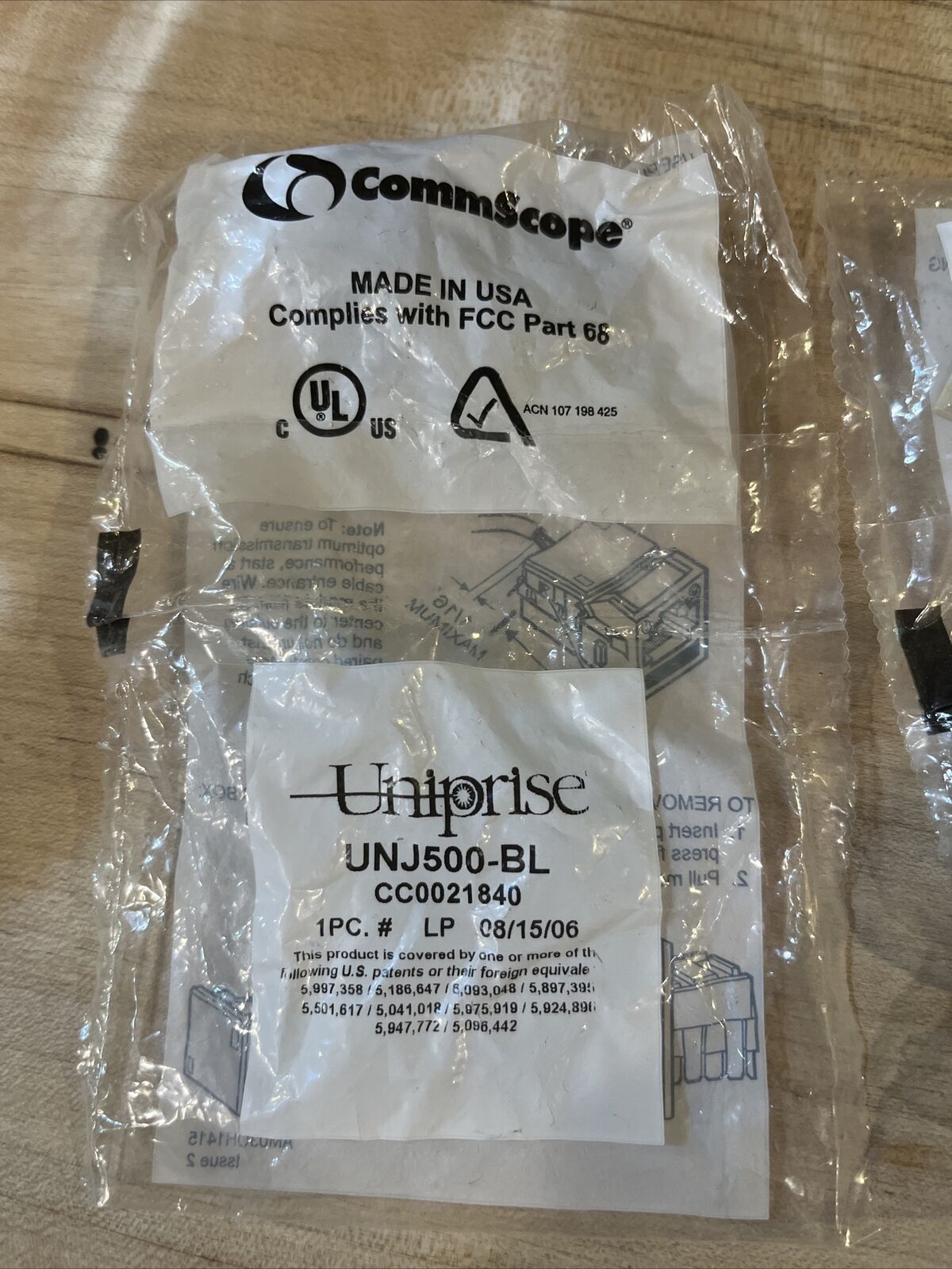 CommScope Uniprise Sealed Plastic White UNJ500-BL