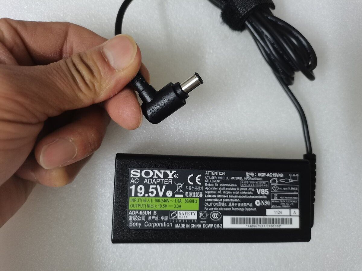 For Sony Vaio SVE151D11M SVE151J13M SVE151J11M OEM VGP-AC19V49 19.5V3.3A Adapter