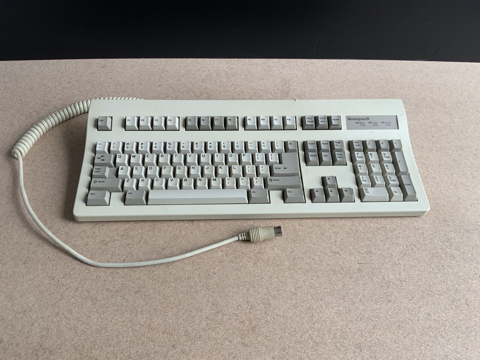 Vintage Honeywell Keyboard Model 101WN (SR15)
