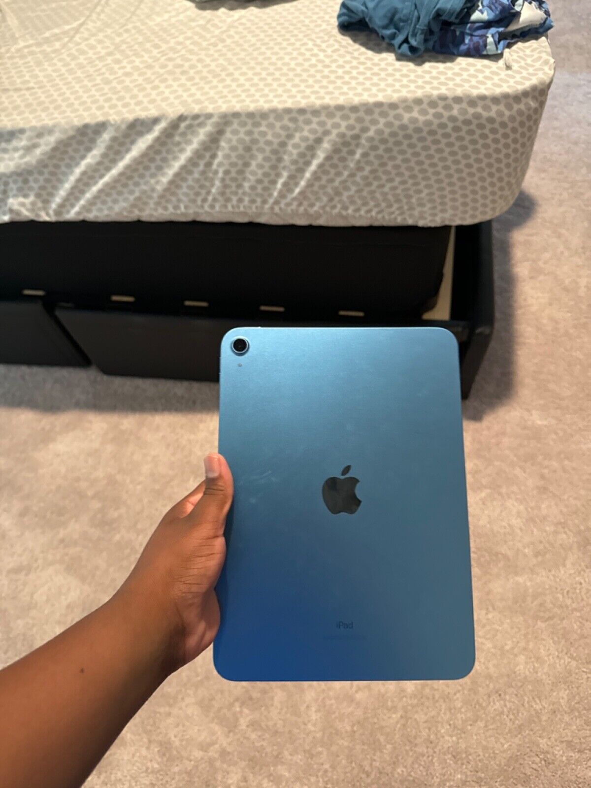 Apple iPad 10th Generation 64gb WiFiONLY Blue