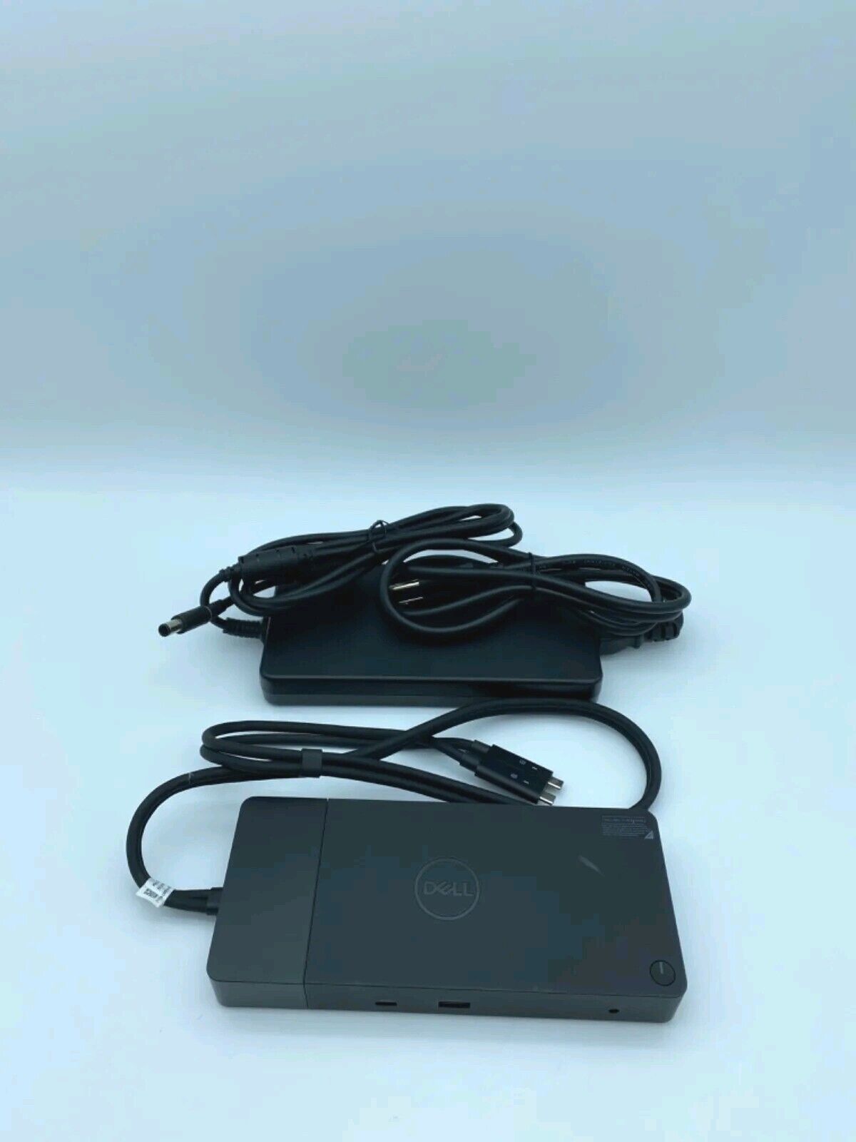 Dell Dock WD19DC USB-C Docking Station with 240 Watt power supply 3D27200#3