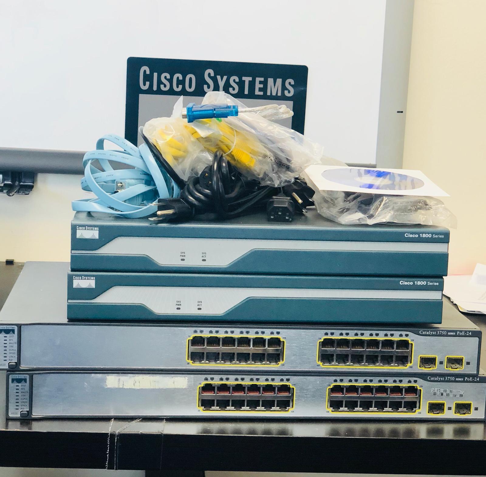 Cisco CCNA and CCNP home lab kit 