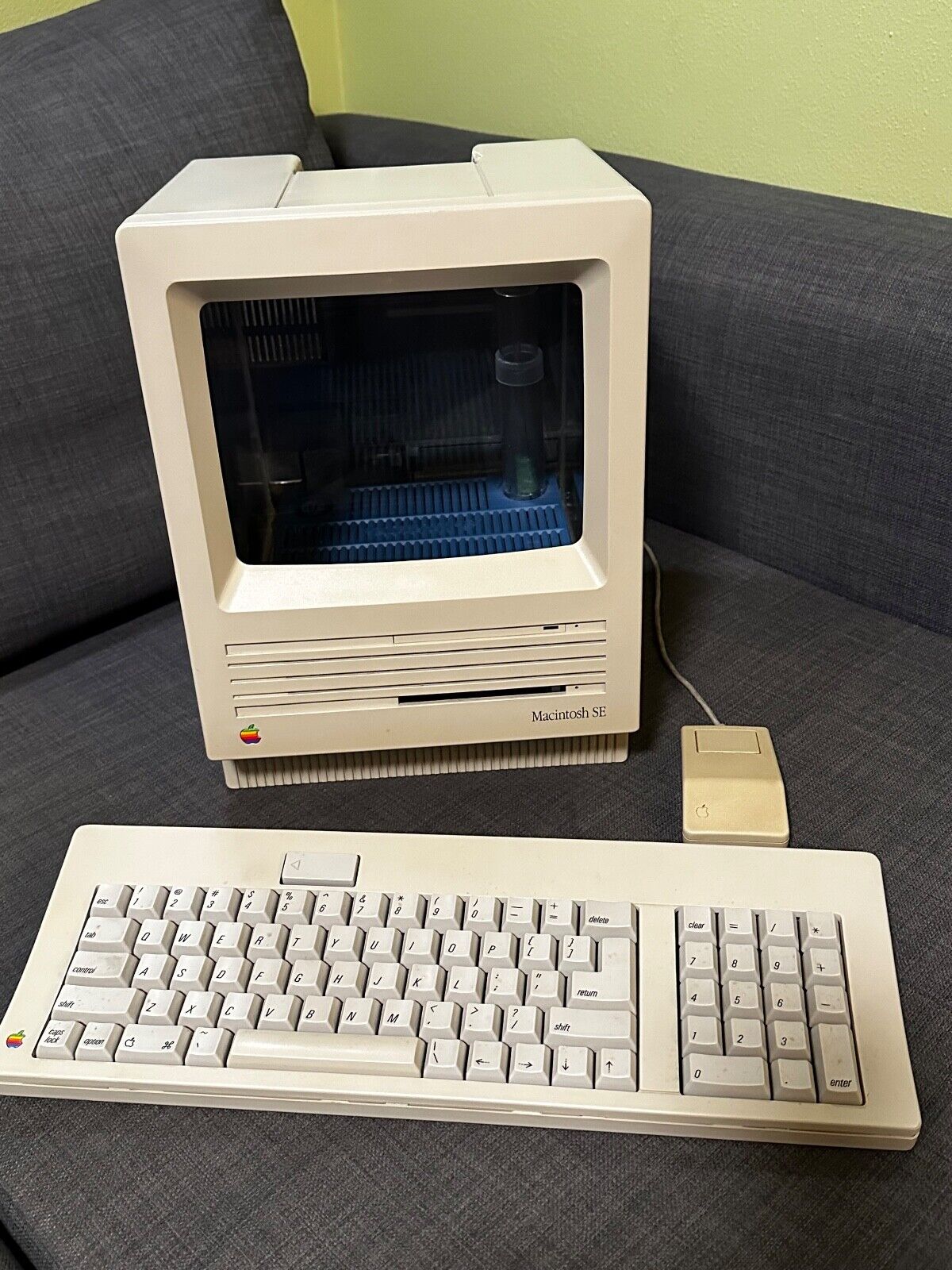 Apple Macintosh SE Vintage Mac Aquarium with Keyboard, Mouse, Undergravel Filter