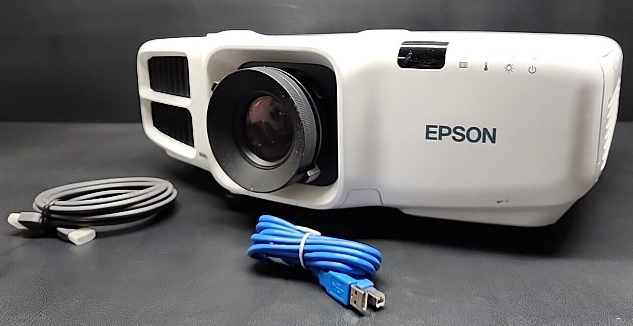 Epson PowerLite Pro G6450WU 3LCD WUXGA Projector With 2125 Total Lamp Hours