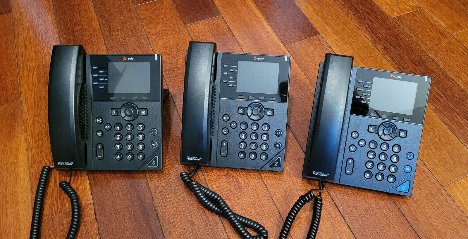 3 Poly Phones Model VVX 350 OBX edition
