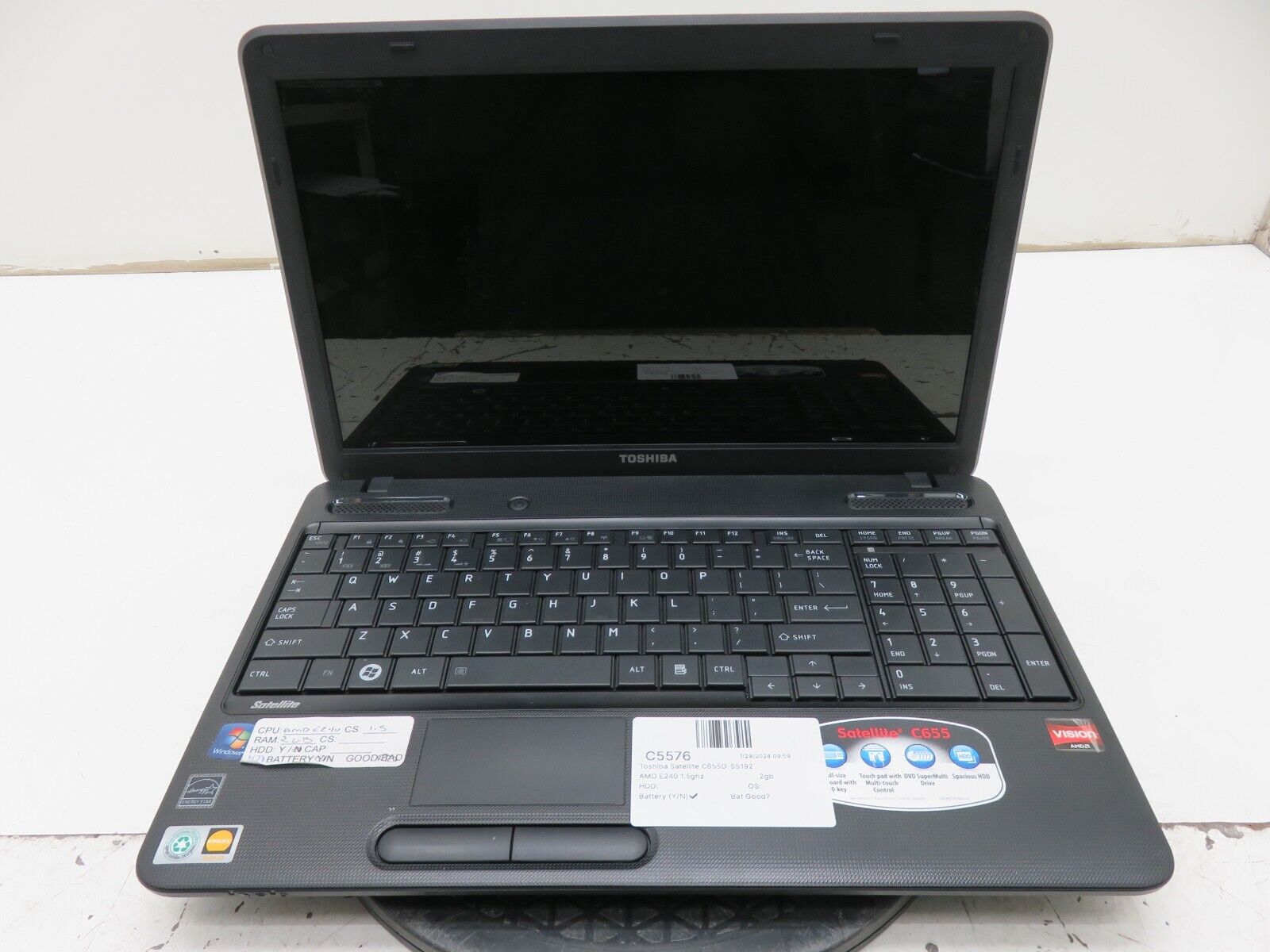 Toshiba Satellite C655D-S5192 Laptop AMD E-240 2GB Ram No HDD Bad Battery