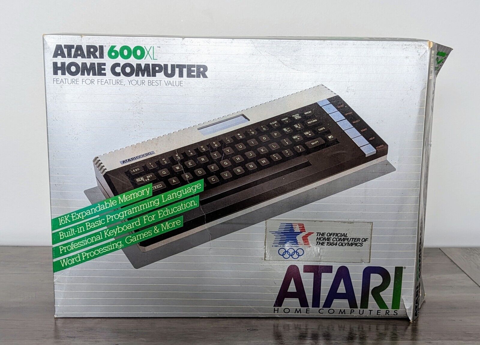 Atari 600 XL Vintage Home Computer New IN BOX W/ Manuals Cables Original Box