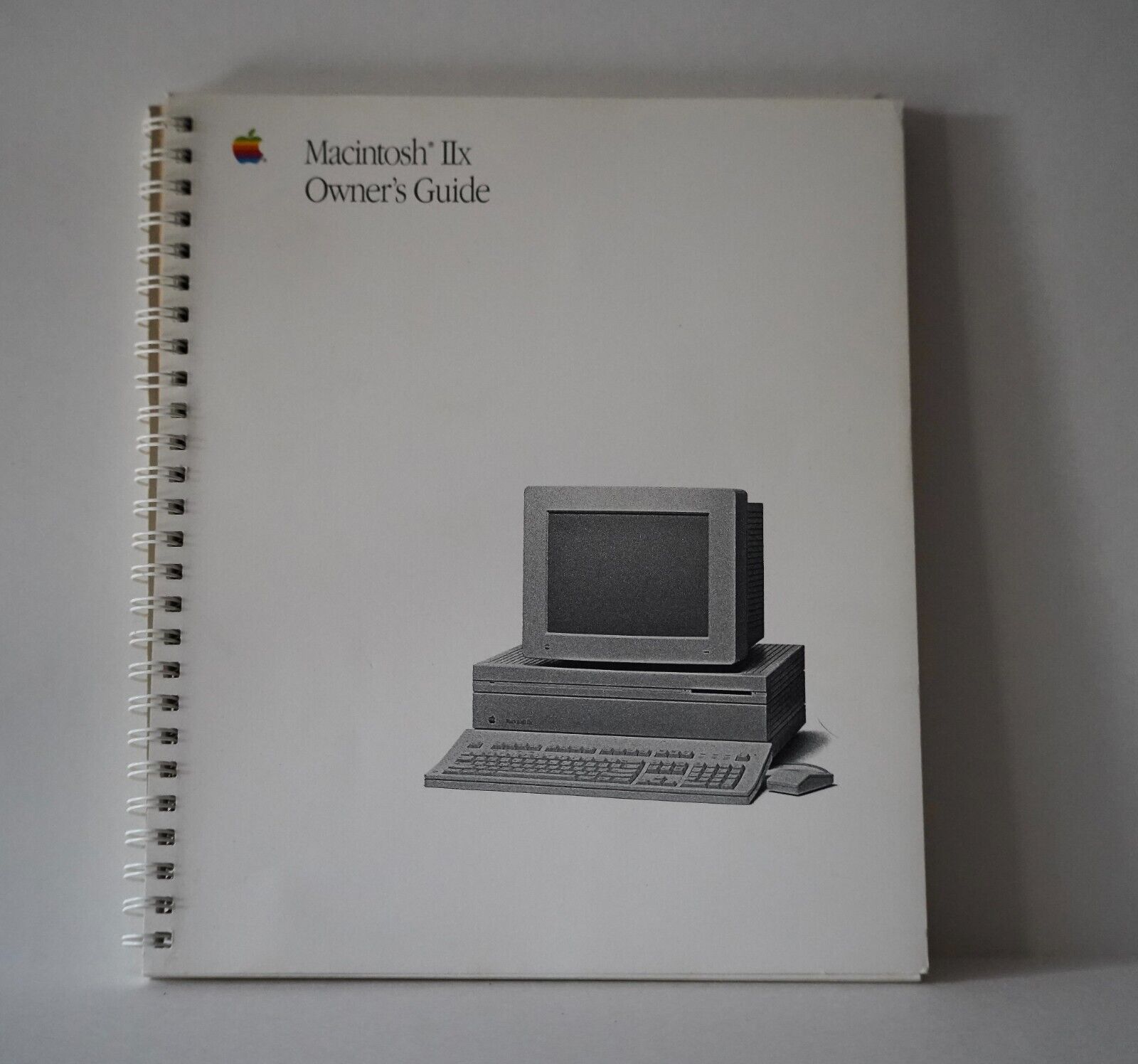 Apple Macintosh IIx Owner\'s Guide Very Good Condition Vintage