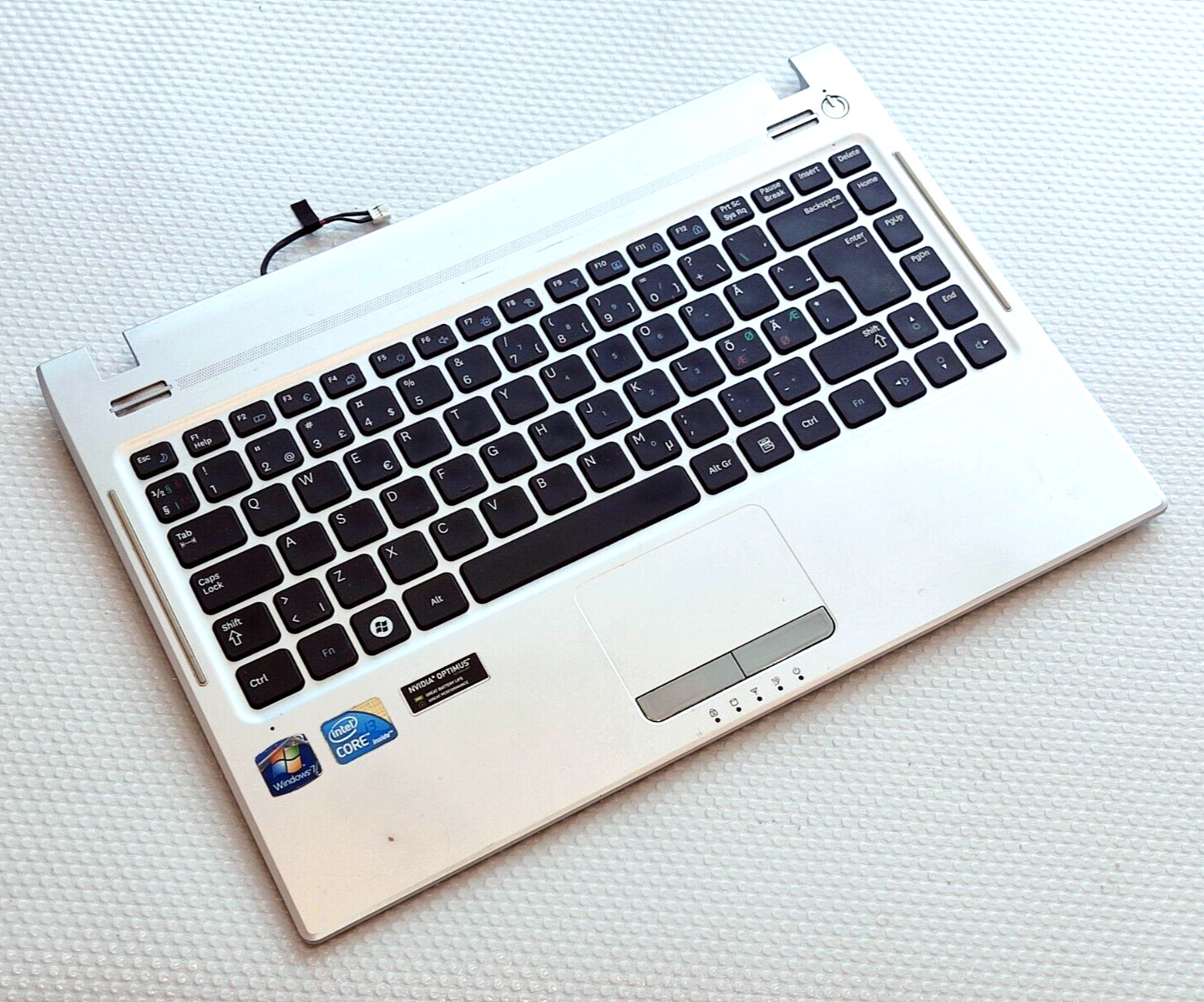 ☆ Samsung NP-Q330 Laptop Series Silver Palmrest + Nordic Keyboard + Power Jack