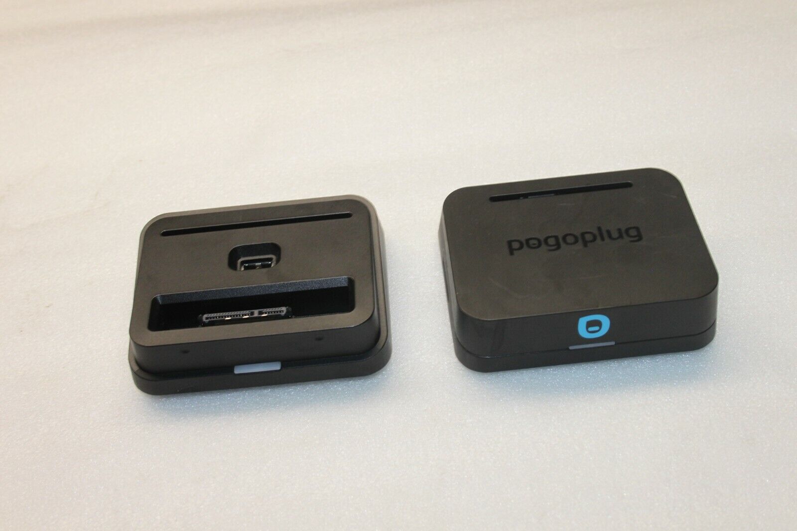 Pogo Plug mobile POGO-V4-A3-01 Backup and  pogo-v4-a1-01 