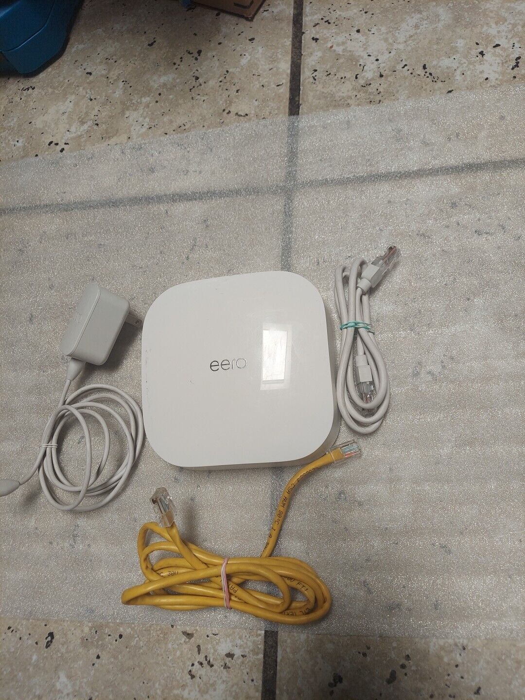 eero Pro 6 Tri-Band Mesh Wi-Fi 6 Router K010001 (No Power Cord) USED