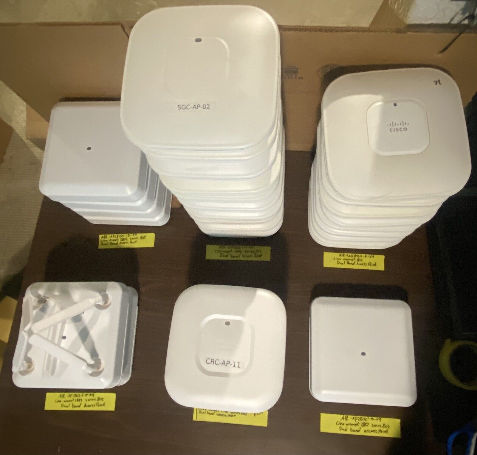 Lot Of (30) Series 802 Cisco Dual Band Access Points - Varying Models - Untested