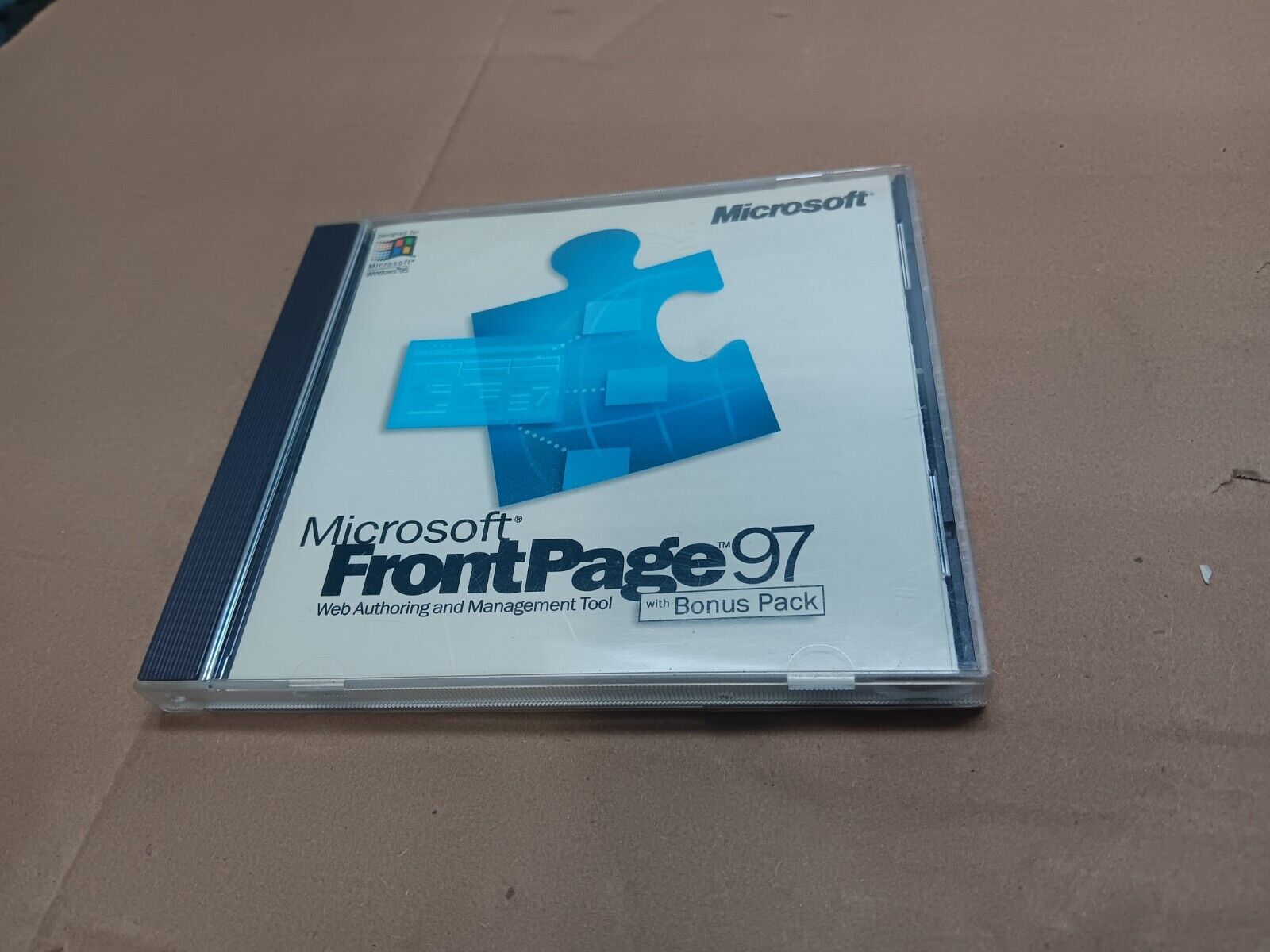 Vintage Microsoft FrontPage 97 with Bonus & product CD Key