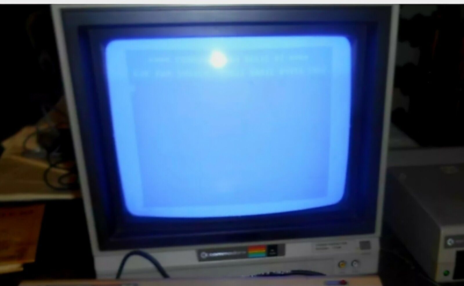  Commodore  Video Color Monitor Model 1702 