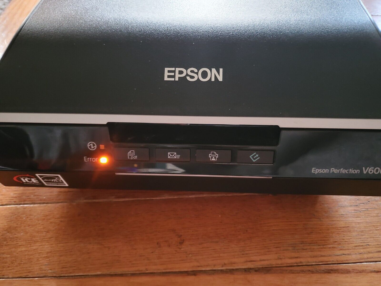 Epson Perfection V600 Document & Photo Scanner w/ Power Supply & USB Cable Read