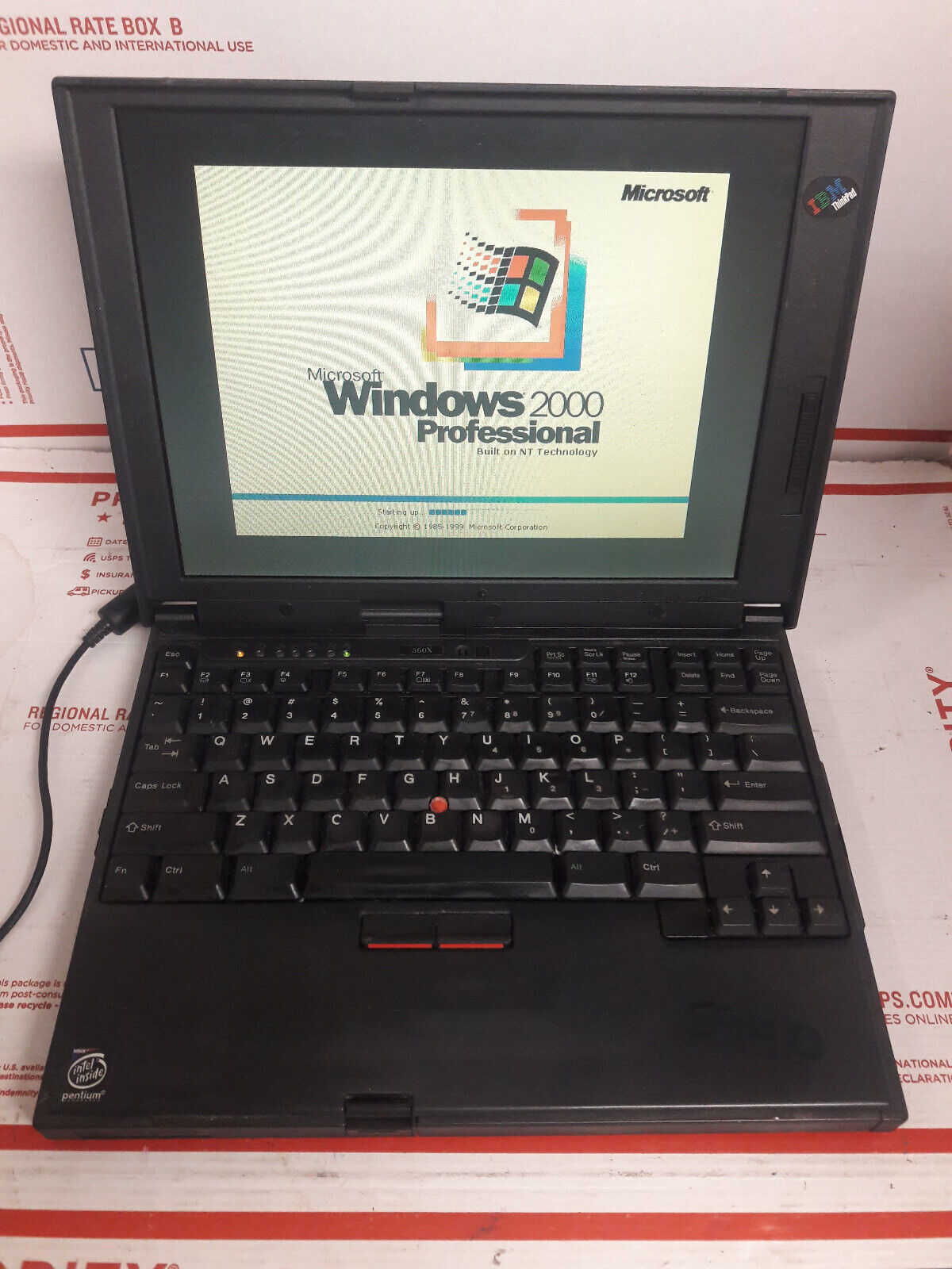 IBM ThinkPad 560X Pentium MMX 233MHz 32MB RAM 4GB HDD Windows 2000 Pro #594D