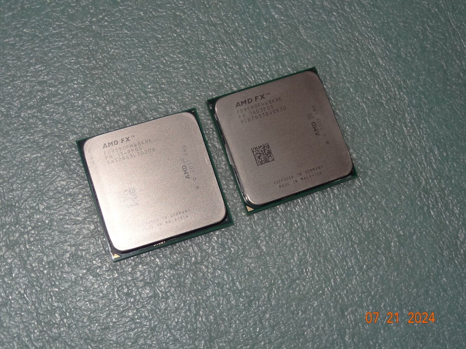 Lot of (2) AMD Eight Core FX-9590 Eight Core FX-9590 - 4.7GHz FD9590FHW8KHK CPUs