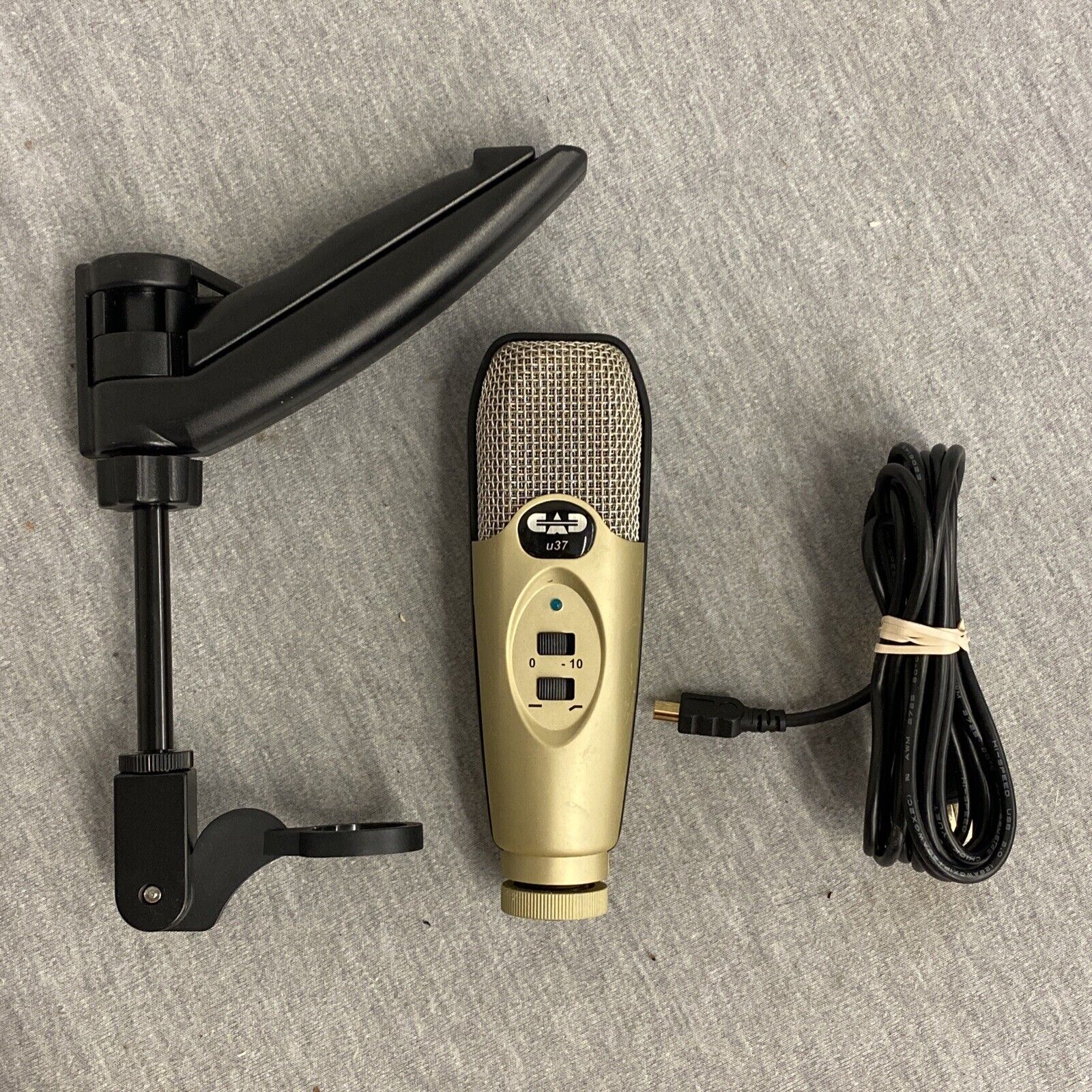 CAD U37 USB Cardioid Microphone Large Diaphragm Gold Color