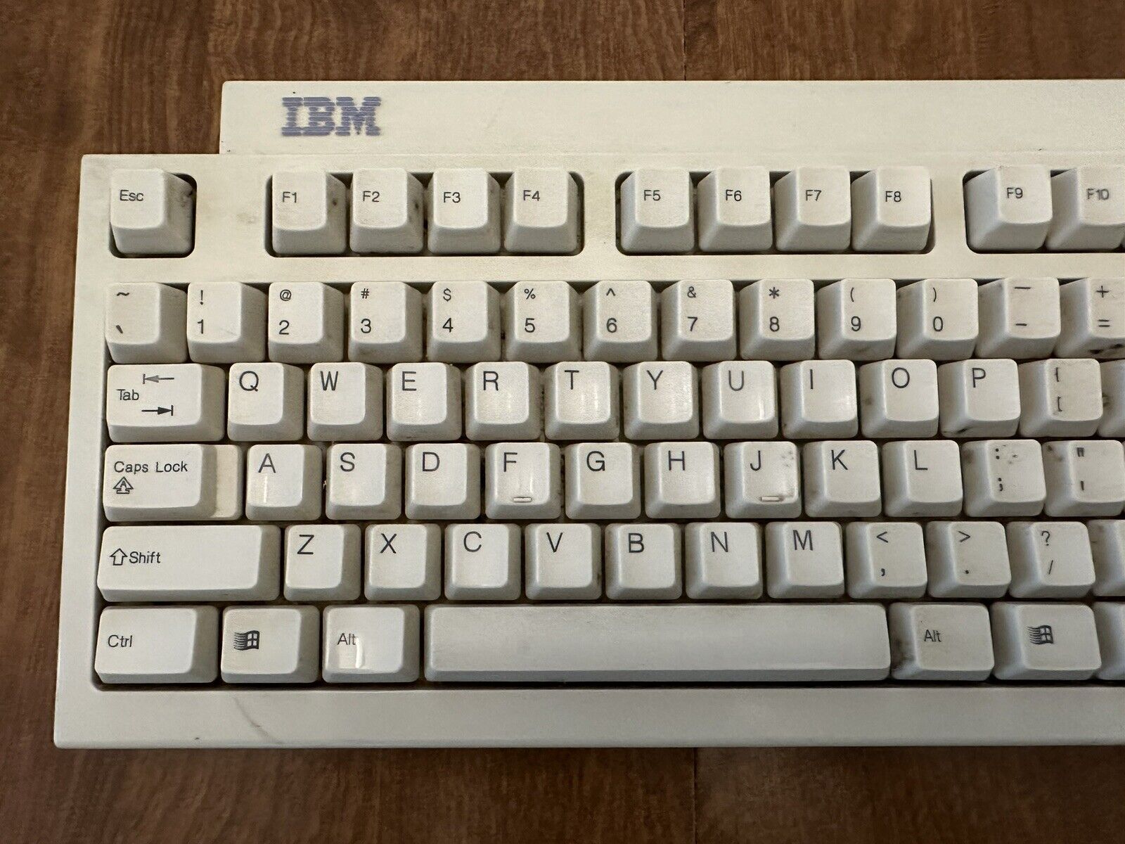 IBM KB-9910 Beige Wired Computer Keyboard Vintage Tested Working PS/2 Port