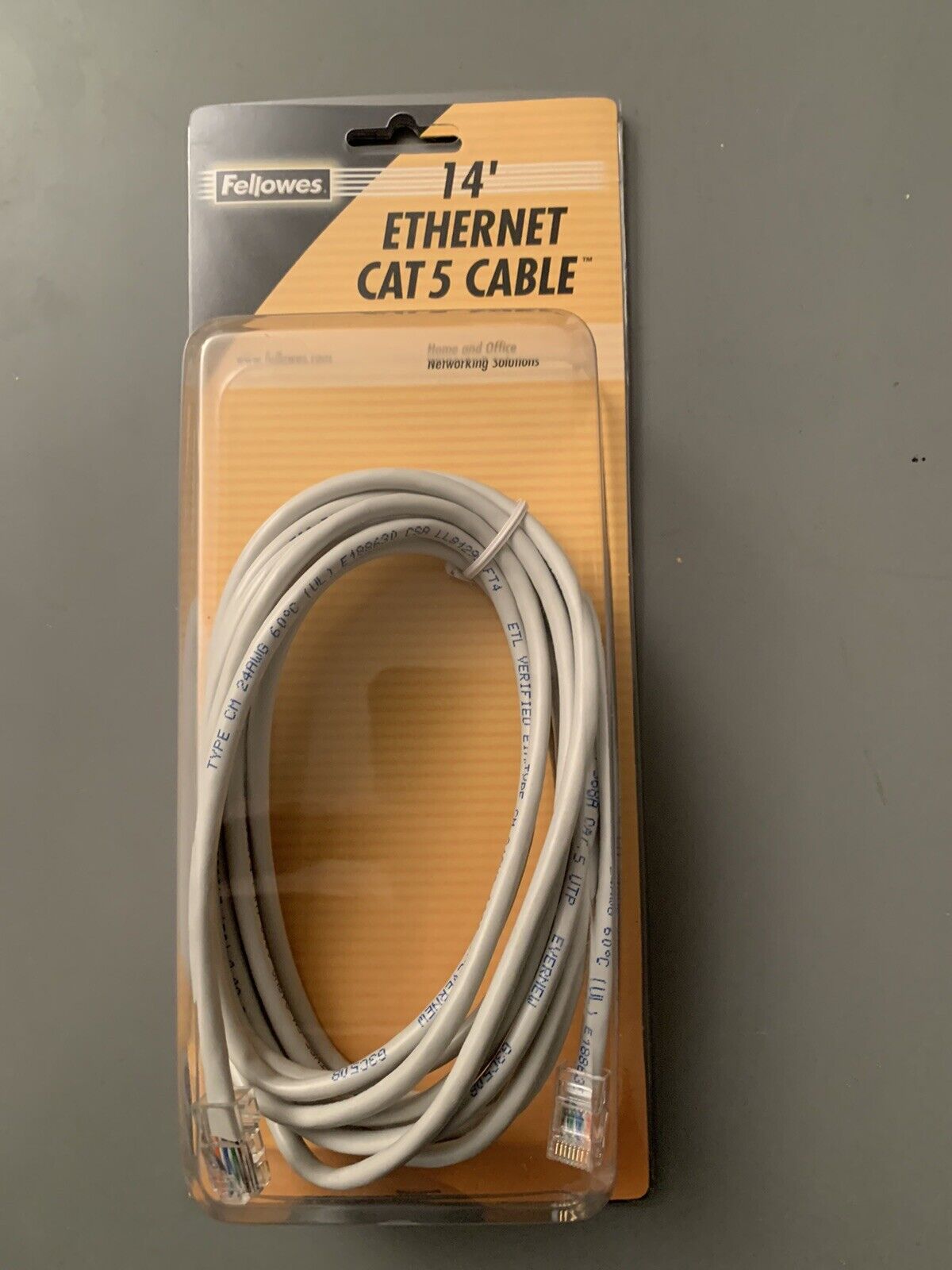 FELLOWES 14 Foot Ethernet Cat 5 Cable RJ-45 (NEW)