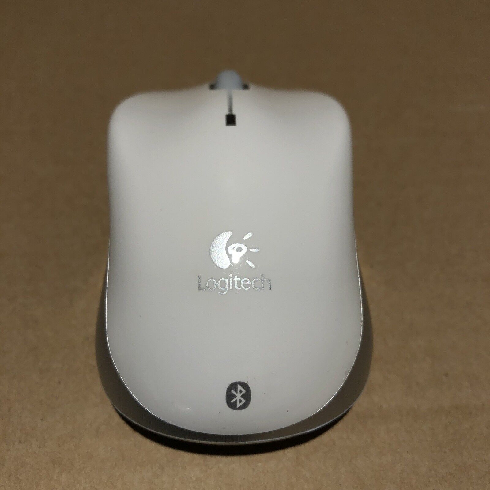 White Logitech M-RCQ142 Wireless Bluetooth Laser Mouse  V470