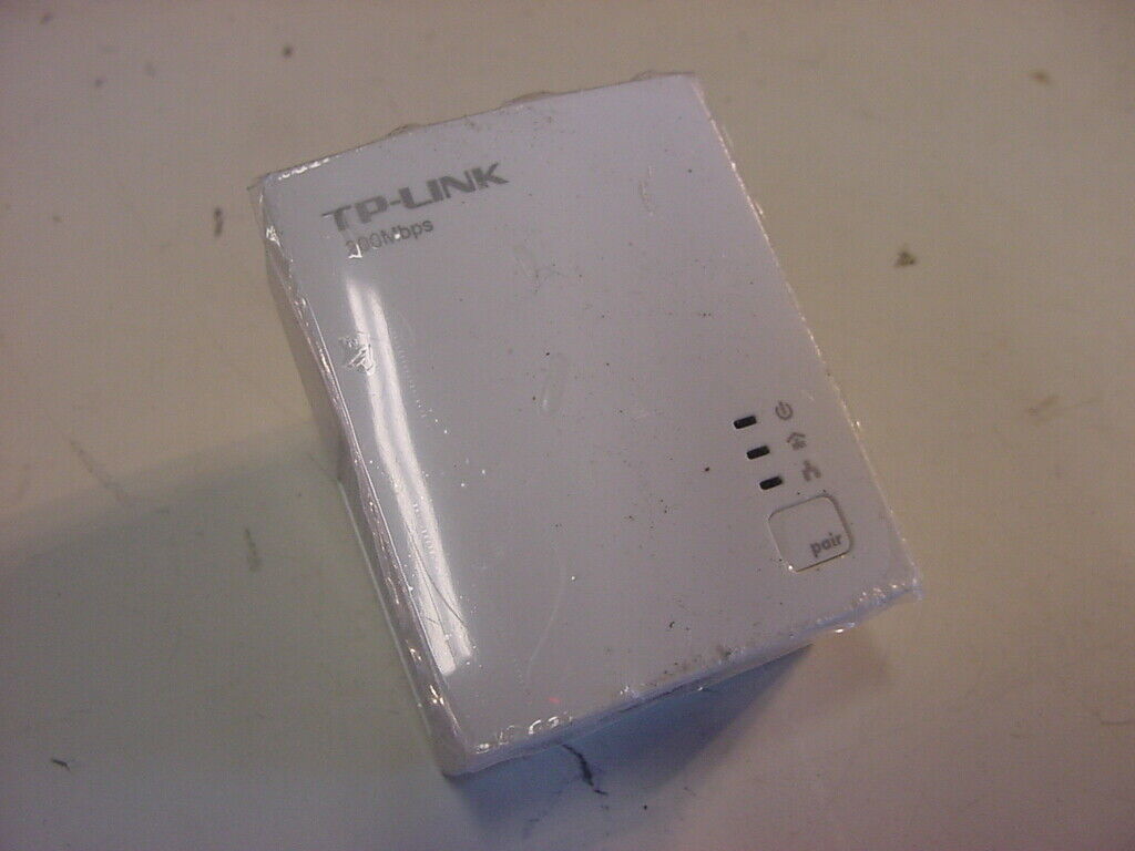 TP-LINK POWERLINE ADAPTER TL-PA2010