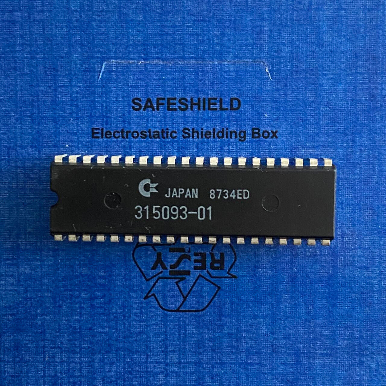 Kickstart CHIP V1.2 ( Commodore / 8734ED - JAPAN ) for Amiga 500/A2000, Works