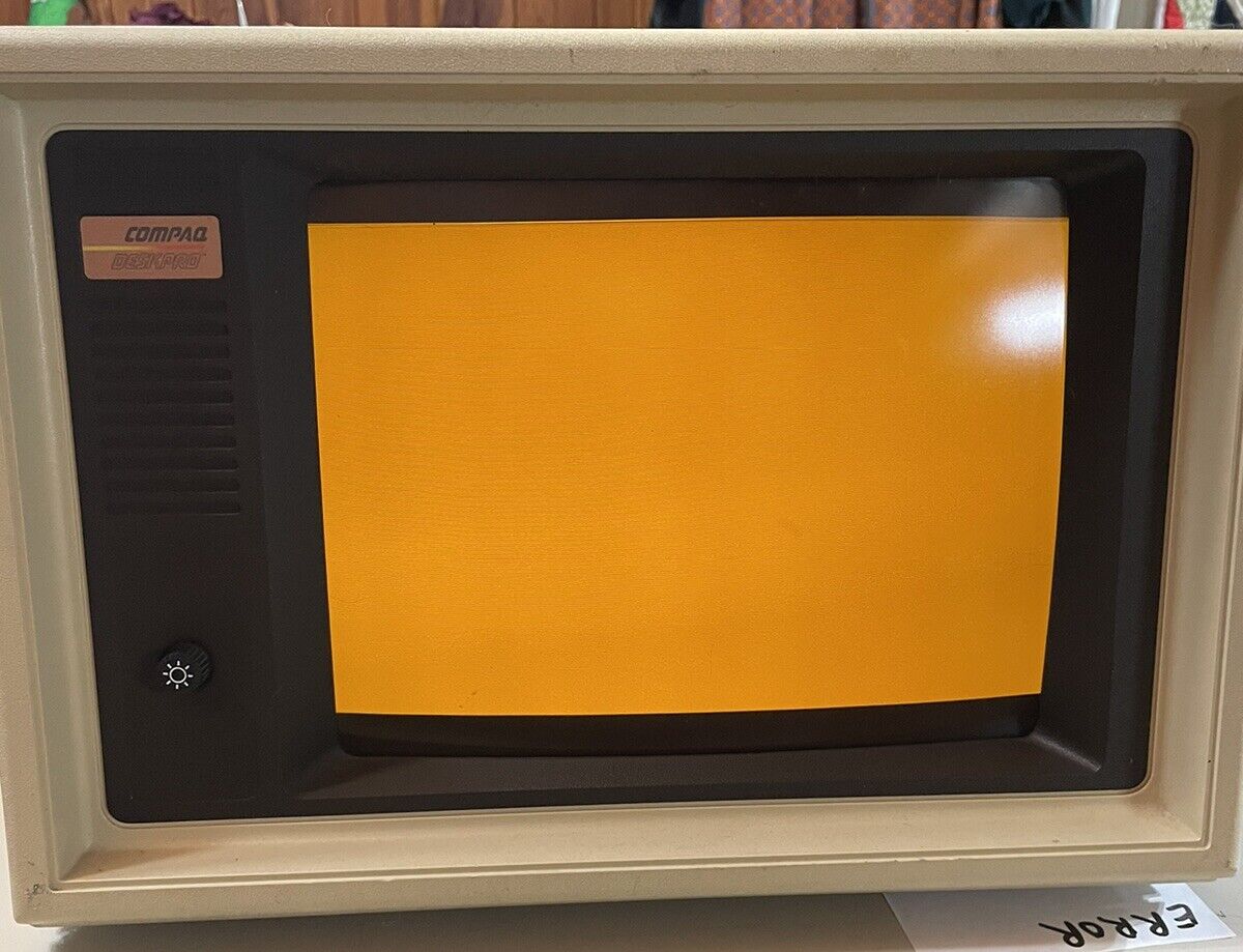 Vintage Compaq Deskpro Monitor 1988 Monochrome Orange  Working
