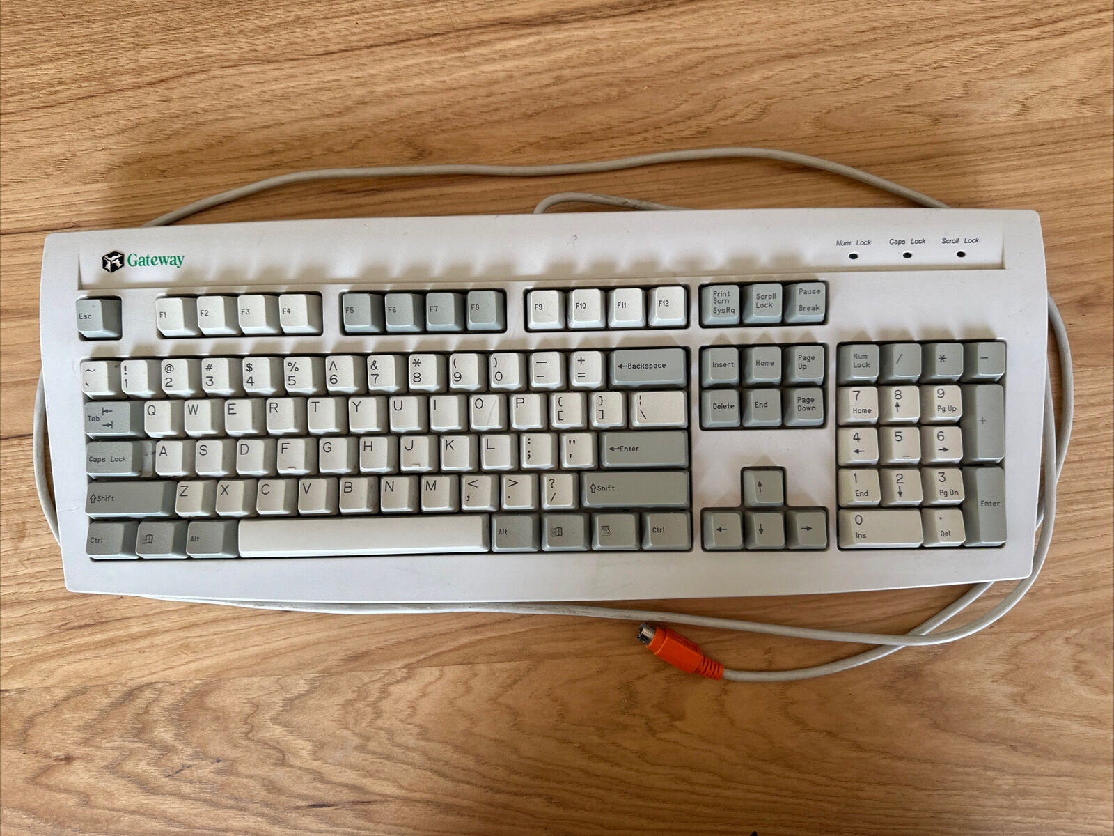 Vintage Gateway Computer Keyboard 7001049