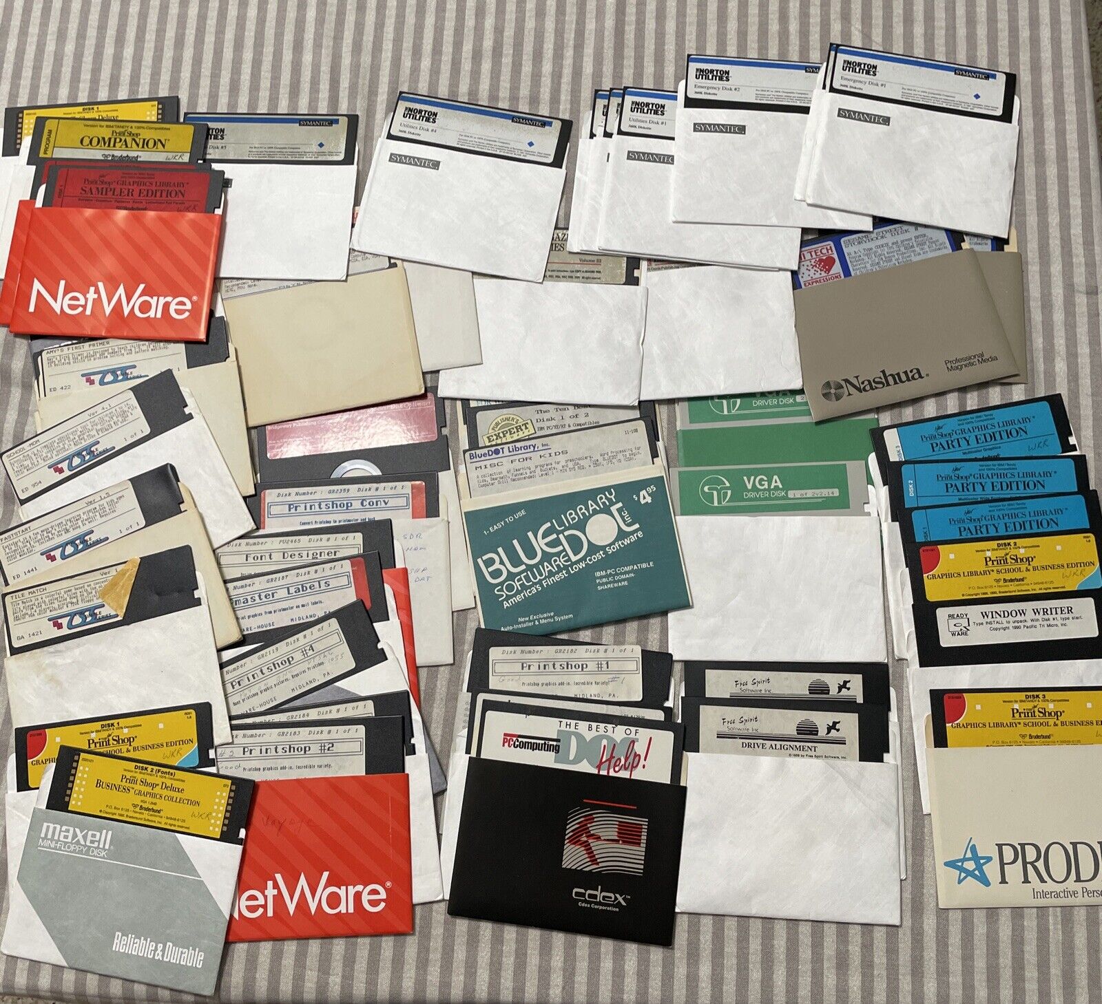 Vintage Software Lot Floppy Disks 5.25 VGA Drivers Print Shop Norton Untested