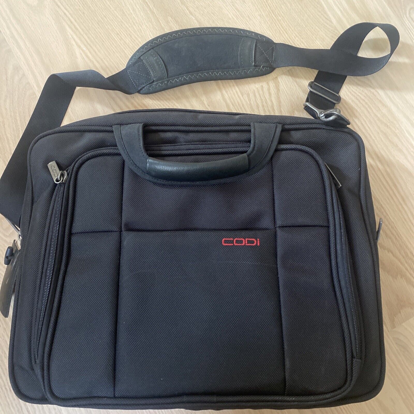 Codi Black Laptop Bag / Briefcase w/Shoulder Strap