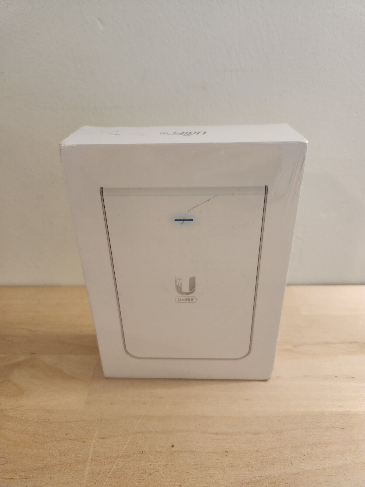Ubiquiti UniFi In-Wall WiFi 6 Access Point (U6-IW-US) - Sealed