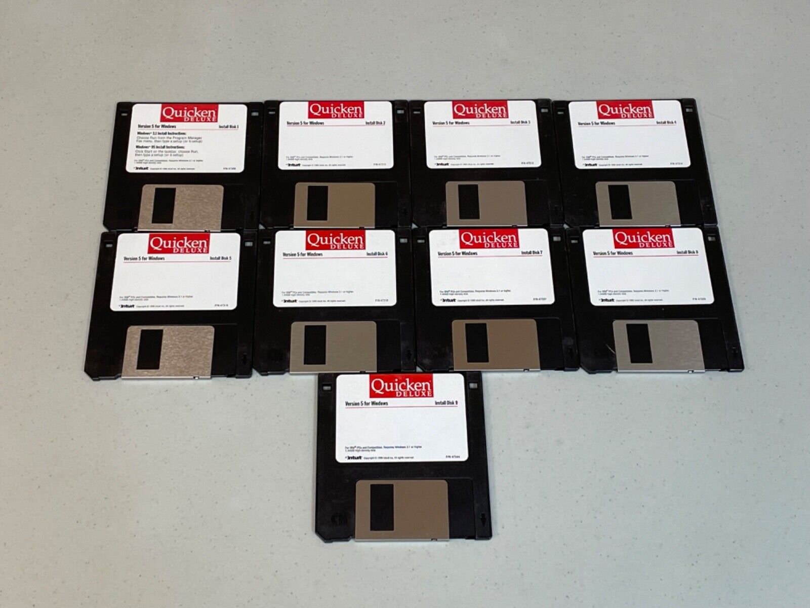 Vintage Quicken Deluxe Version 5   For Windows 3.1 (3.5 Floppy Disks )