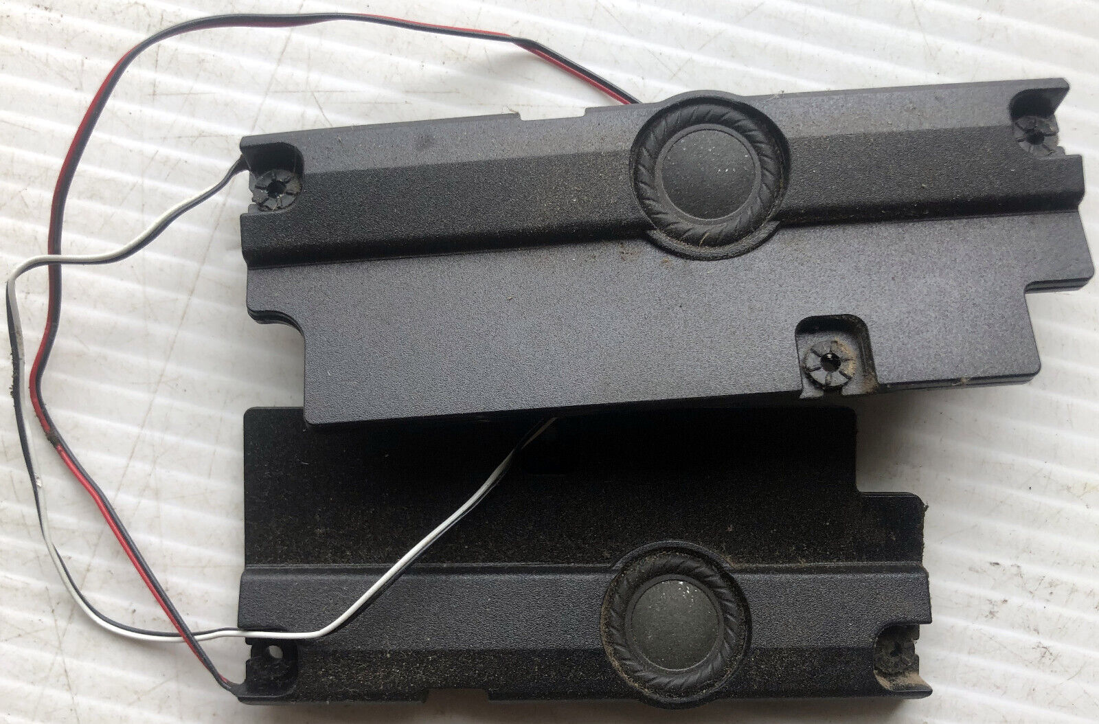 Metabox Clevo P650RE / P650RE6 Internal Left & Right Speaker Set 6-23-5P650-051