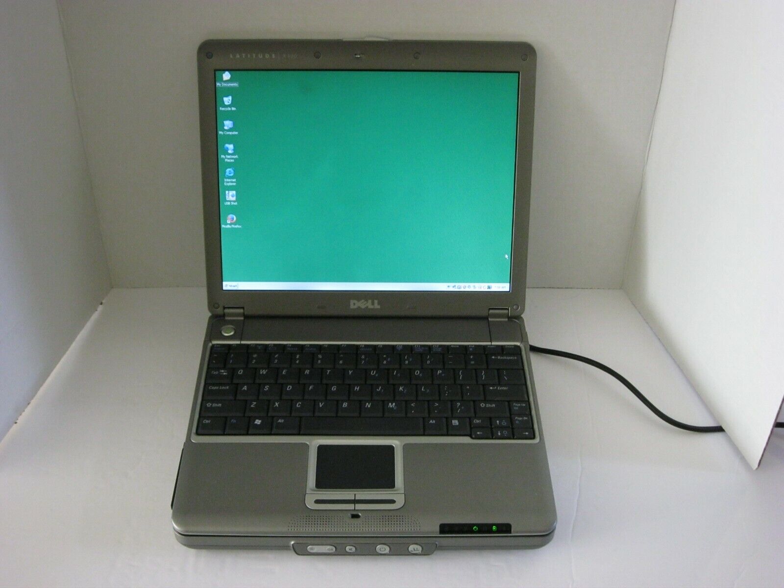 Windows XP Laptop Dell Latitude X300 12